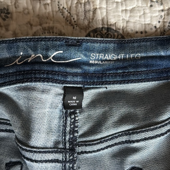 Inc Distressed Side Seam Jeans - Picture 5 of 6